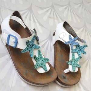Maggie and Zoe starfish sandals